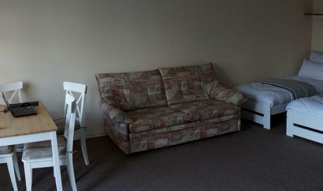 Sunny 1-Room Apartment Near Railway Station Гармиш-Партенкирхен Екстериор снимка